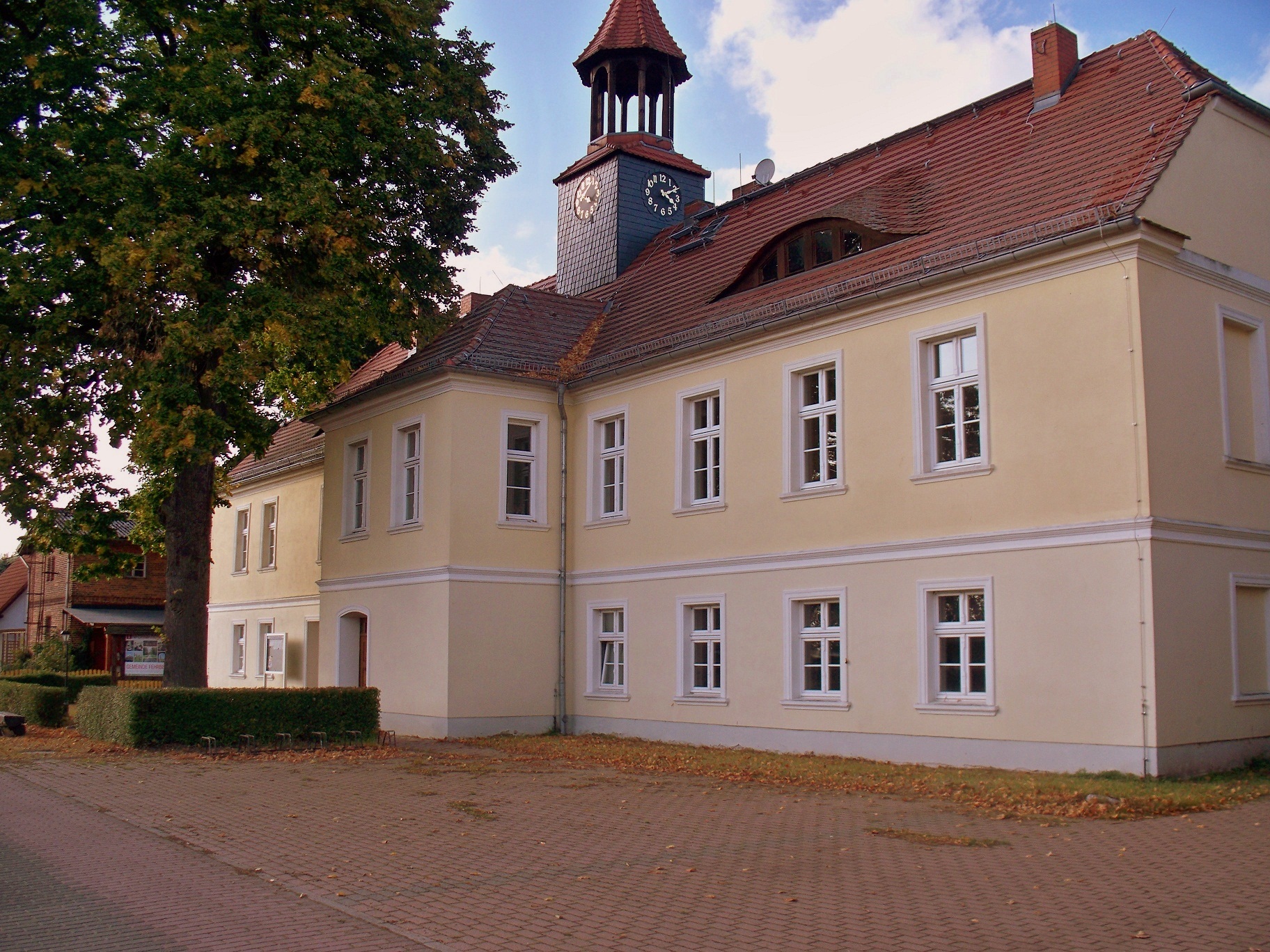 Herrenhaus Wall