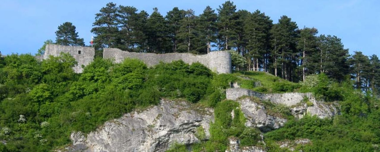 Poilvache Castle